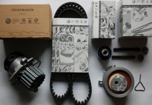 Rozrząd pompa wody VW Golf V 1.9 TDI 2.0 SDI BRU BXF BXJ BKC BLS BXE BDK 038198119J 045121011H